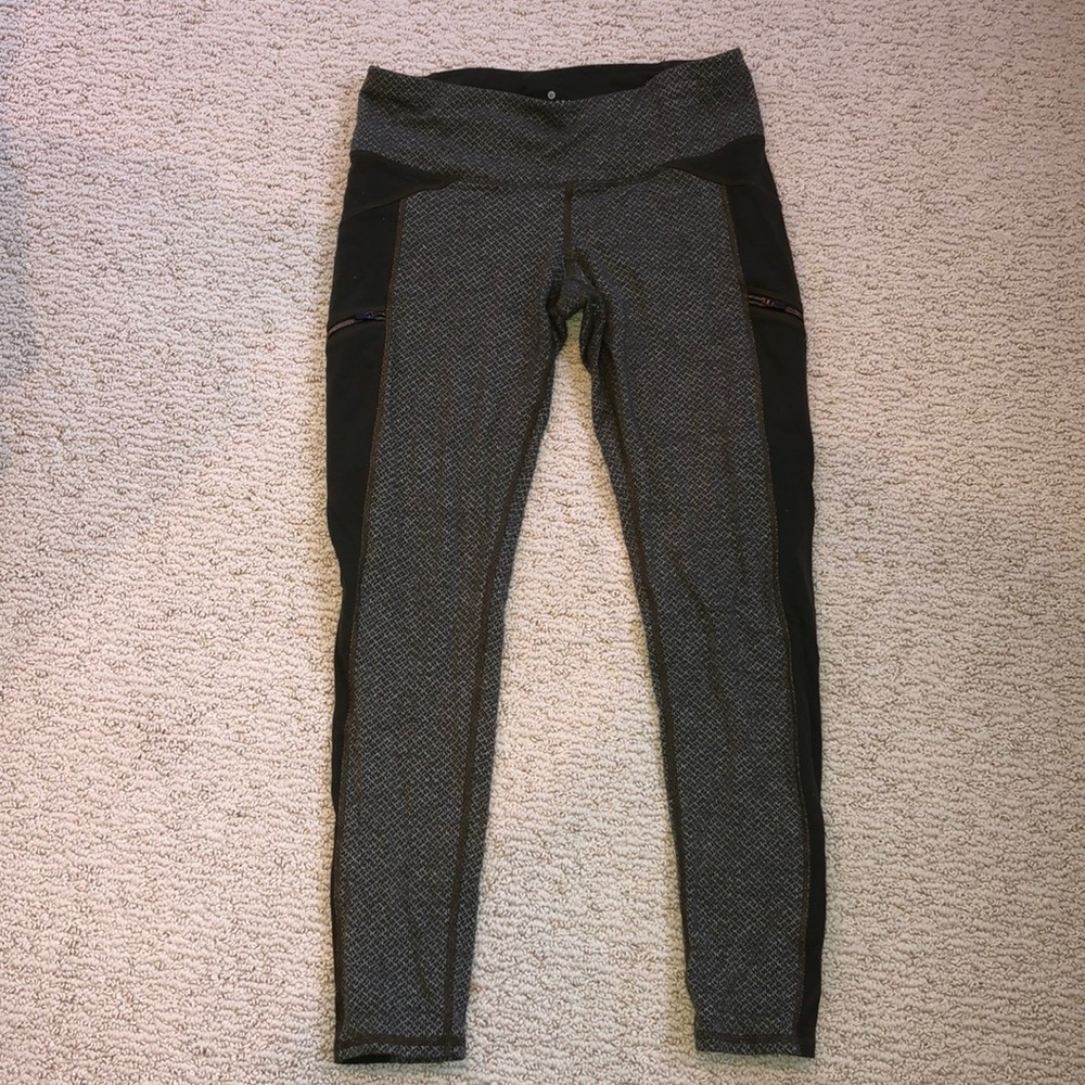 Army green patterned athleta leggings